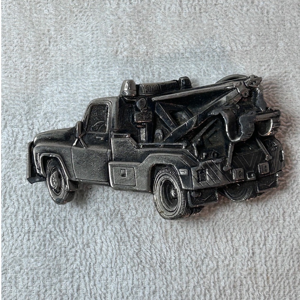 Vintage 1980 Great American Buckle Co Tow Truck Belt Buckle Made in USA 235